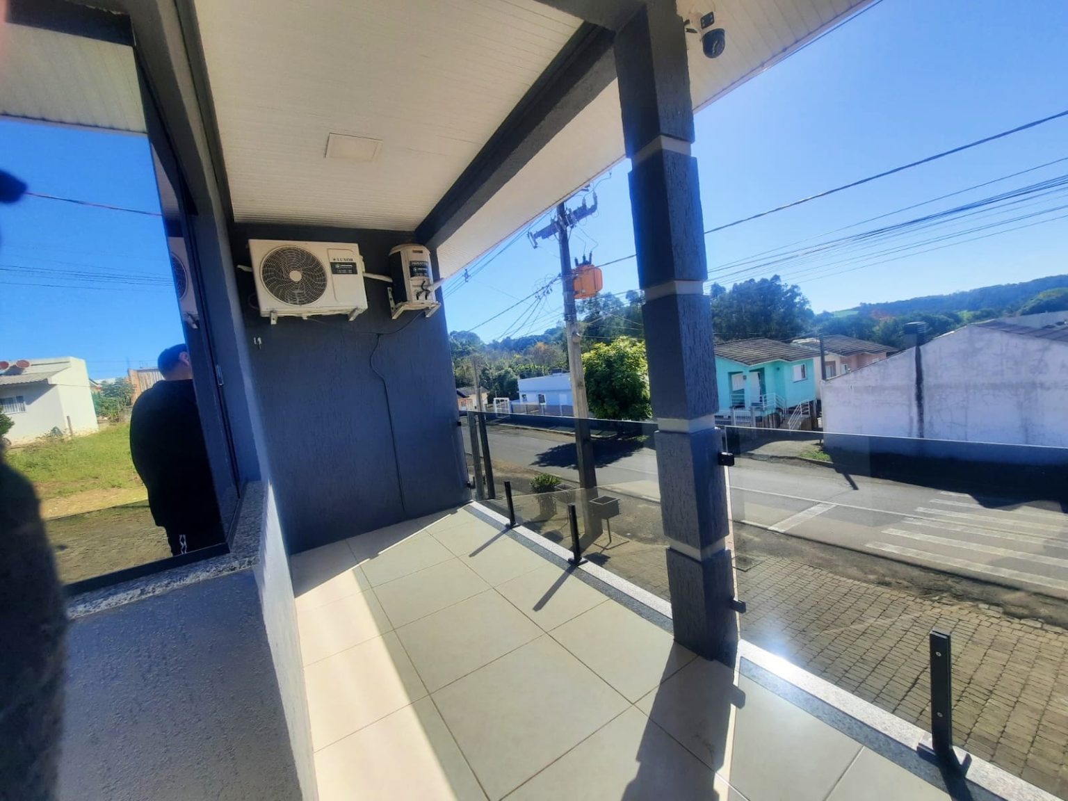 4102f68a-0e33-496f-a264-1d8e6a7013ea