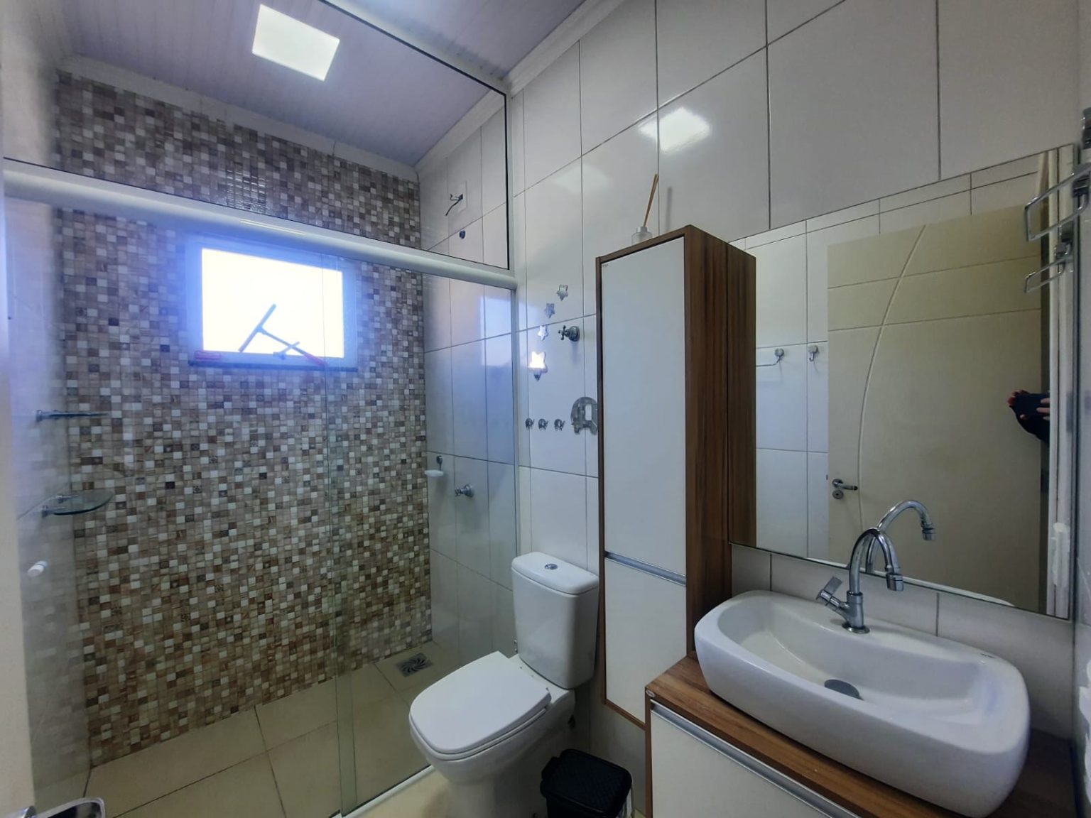 cccba623-d73c-402e-9b22-159b9d95cbb9